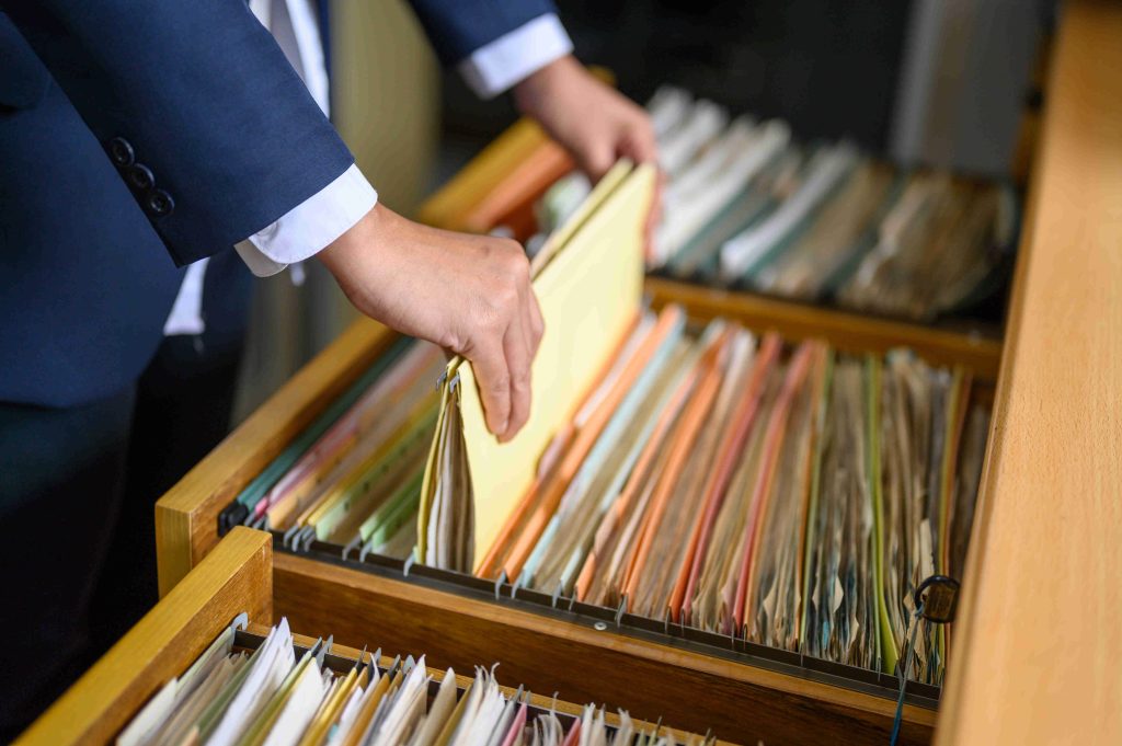 The Critical Role of Exporter and Importer of Record Services