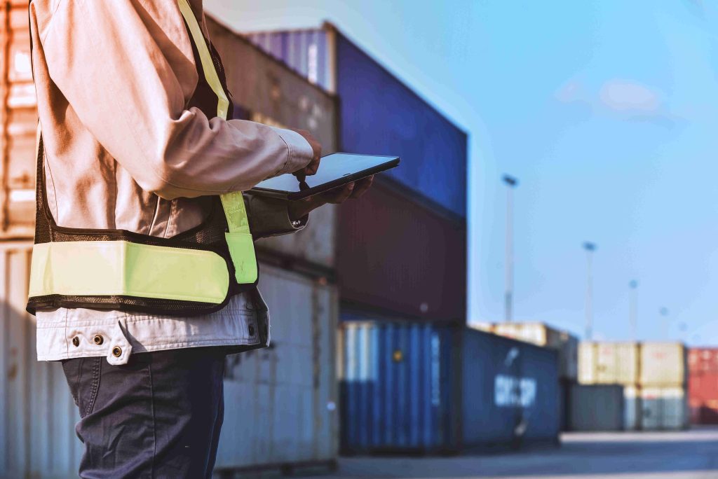 Simplify the Process of Customs Clearance